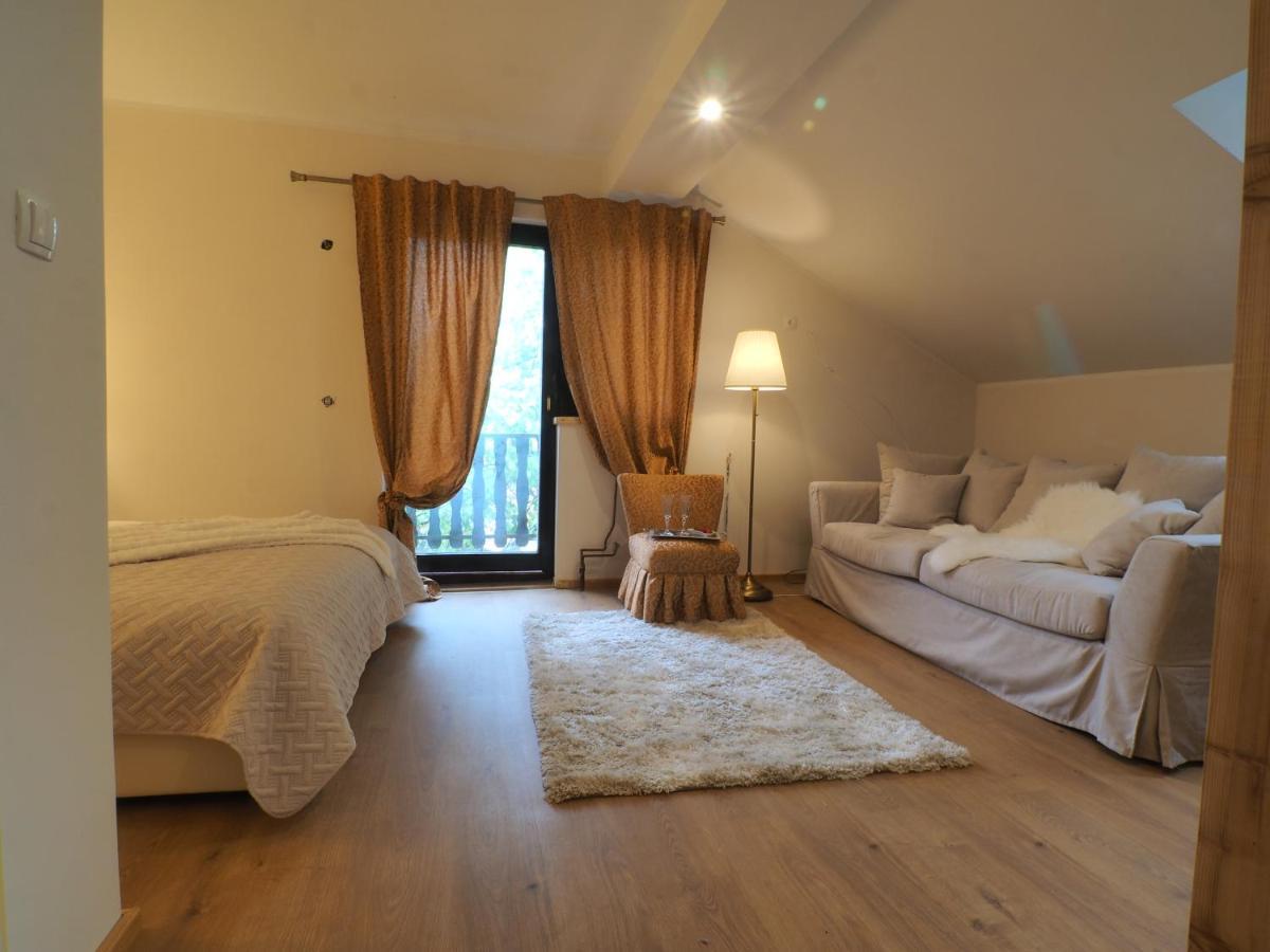 Guest house Sara Latin Extérieur photo