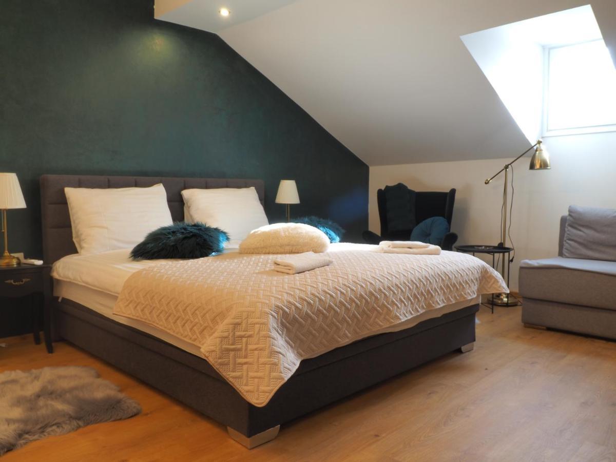 Guest house Sara Latin Extérieur photo