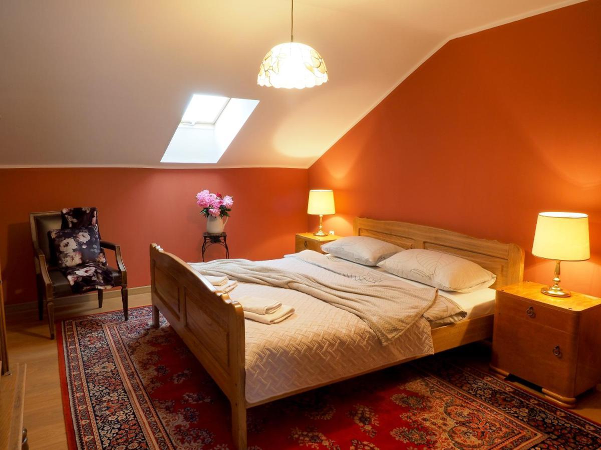 Guest house Sara Latin Extérieur photo
