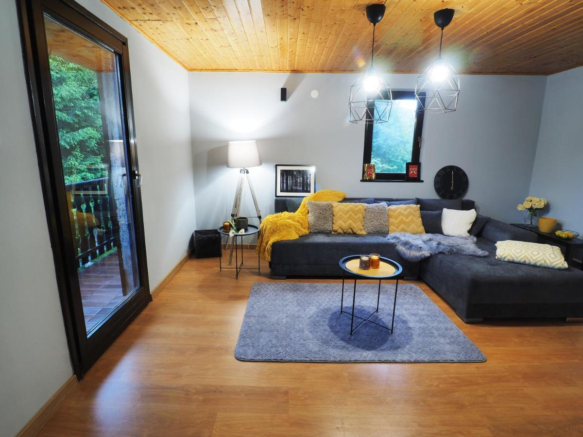 Guest house Sara Latin Extérieur photo